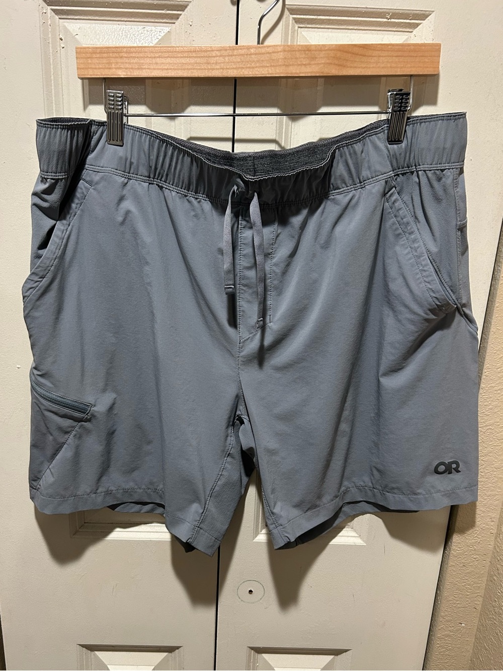 Outdoor Research Men’s Astro Shorts 7” inseam Gray , XL